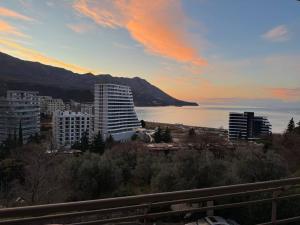 Apartment Becici Sunset 3