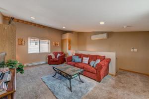 2BR Condo Near Lake Pepin w Murphy Bed - Sunbeam