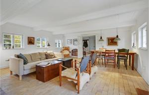 3 Bedroom Cozy Home In Nysted