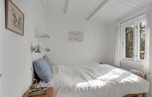 Amazing Home In Rørvig With Kitchen