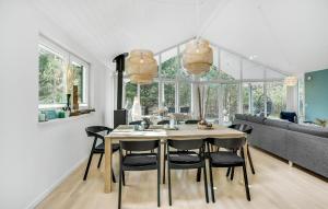 4 Bedroom Cozy Home In Hals