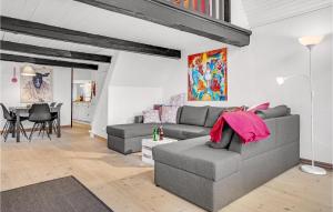2 Bedroom Stunning Home In Nykøbing Sj