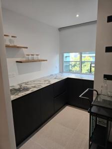 Henri martin, vue Tour Eiffel Trocadéro luxe et chic