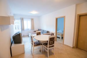 Rujno Apartments