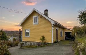 3 Bedroom Awesome Home In Farsund