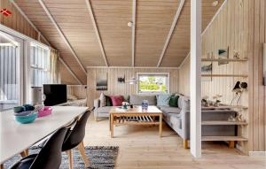 Two-Bedroom Holiday Home In Otterup