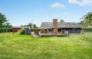 Two-Bedroom Holiday Home In Hejls - Hejls