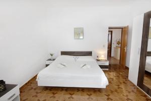 Silva Erdgeschosswohnung mit Garten