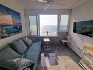 Fantastic apartment with panoramic sea view