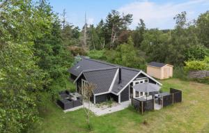 Amazing Home In Gedser With Kitchen