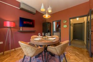 ELI-ANDON APARTMENt