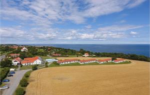Awesome Apartment In Allinge With Wifi