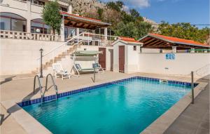 Beautiful Home In Jesenice