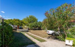 Nice Apartment In Jurandvor With Wifi