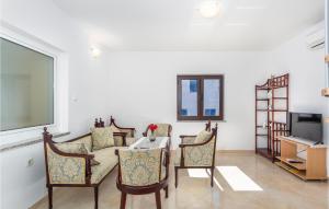 Nice Apartment In Jurandvor With Wifi