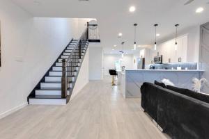 Lé Luxe Maison -3BR 2 BA- Medical Center and Downtown HTX - Gated