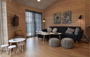 Cozy Home In Fanø With Kitchen