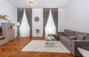 Nice Apartment In Opatija With Kitchen