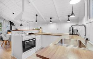 Three-Bedroom Holiday Home In Oksbol