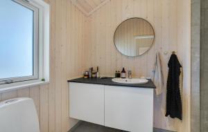 Lovely Home In Kalundborg With Wifi