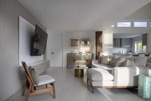 Elegante villa privada de 4 dormitorios con piscina y jacuzzi