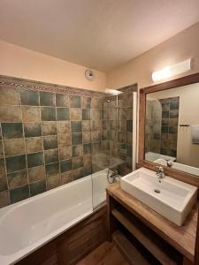 Appartements Sejour SPA inclus au centre de St Lary : photos des chambres