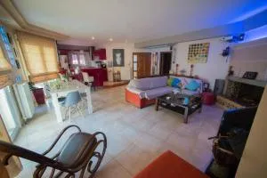 Volos Lux Apartment - Dhimínion