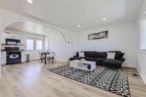 15-mins from DIA, Fenced-Yard, Garage, Remodeled