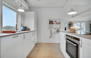 Stunning Home In Løkken With Wifi