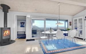 Two-Bedroom Accommodation In Hjorring