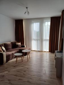 Апартамент Престиж 1 - 3hvězdičkové hotely ve městě Chisarja