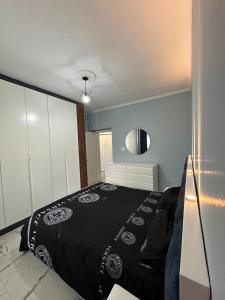 The Luxe Apartment 22