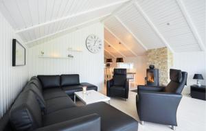 Four-Bedroom Holiday Home In Spottrup