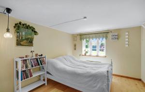 2 Bedroom Stunning Home In Bedsted Thy