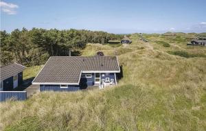 Beautiful Home In Blokhus With Wifi