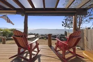 New Beautiful Waterfront at Sandy Point - فيرندال