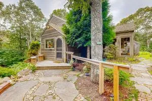 Nana’s Big Treehouse - Lobsterville