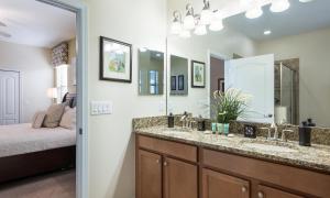 Traditional 7 Bdrm Home with Spa in Champions Gate