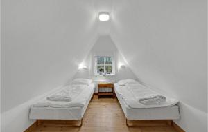 Two-Bedroom Holiday Home In Krusa