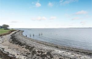 Amazing Home In Aabenraa