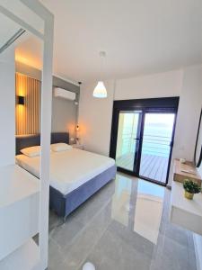 New Beachfront Apartment Pirali in Saranda City