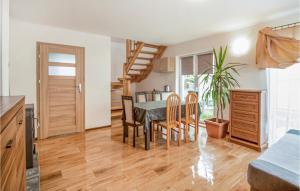 2 Bedroom Lovely Home In Oslonka