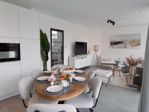 Seaside Living - Apartment Bailey