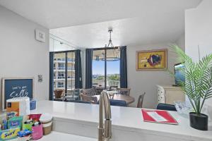 East Pass Towers 303N