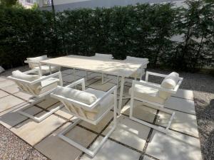 White Beach Villa 1 - Luxury