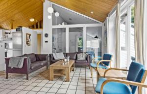 Cozy Home In Spøttrup With Sauna