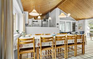 Cozy Home In Spøttrup With Sauna