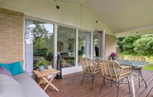 3 Bedroom Cozy Home In Egå