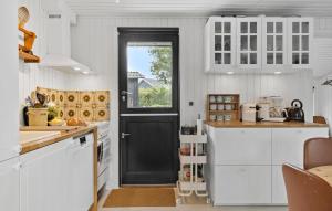 3 Bedroom Cozy Home In Vinderup