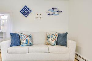 Walk to Beach Somers Point Apartment!